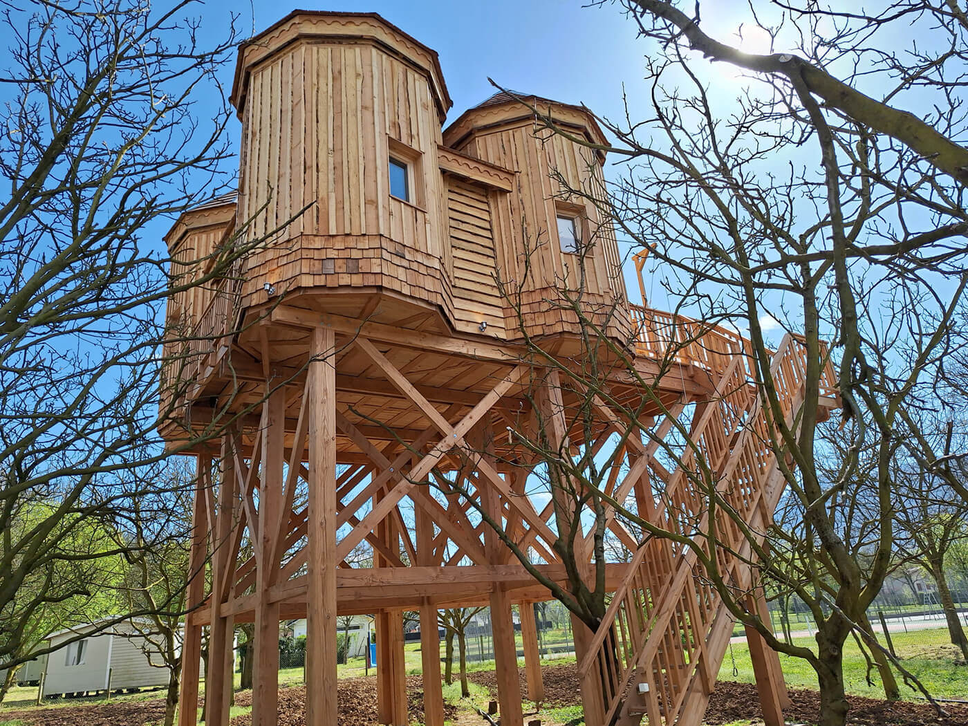 Cabane_quatre-tours_2